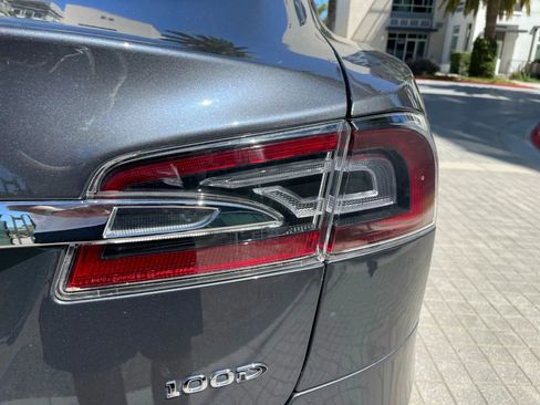 Used 2020 Tesla Model S Long Range image 47