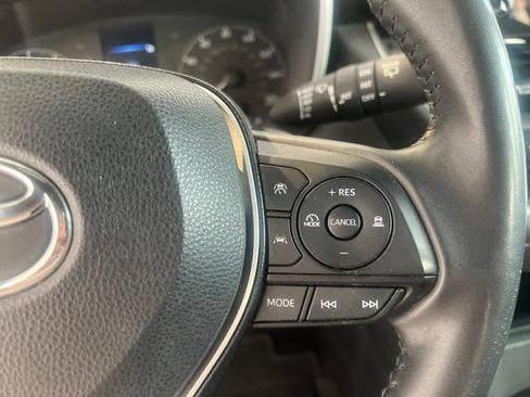 Used 2023 Toyota Corolla SE FWD image 19