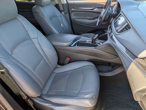 Used 2020 Buick Enclave Essence w/ Sport Touring Edition image 32