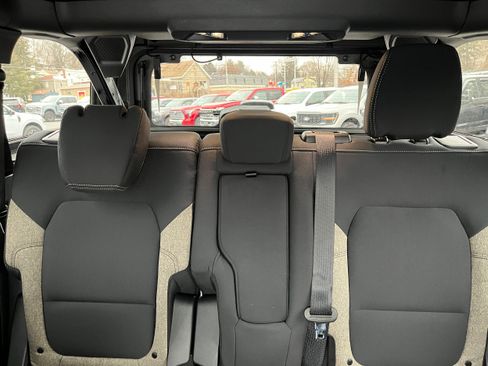 New 2025 Ford Bronco Big Bend image 9