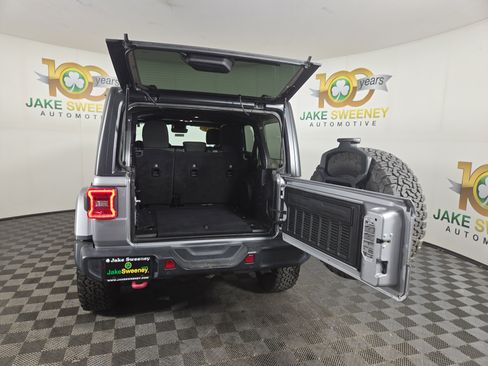 Used 2019 Jeep Wrangler Unlimited Rubicon image 32