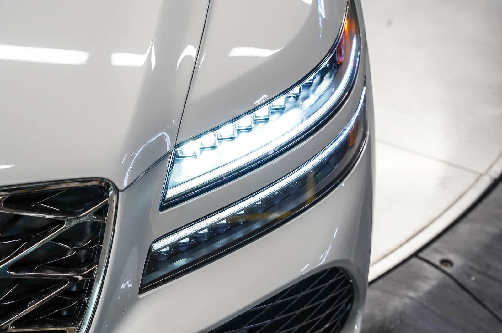 Used 2025 Genesis G80 2.5T Sport Prestige AWD/4WD image 7