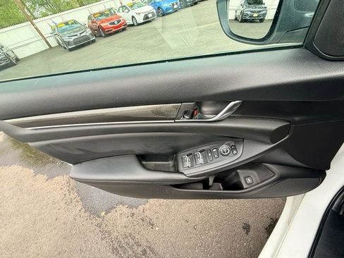 Used 2021 Honda Accord Sport image 13