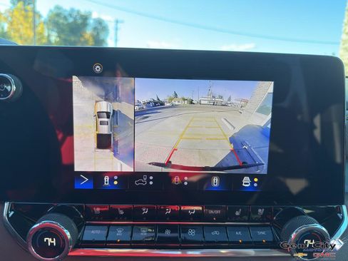 Used 2024 Chevrolet Colorado ZR2 w/ ZR2 Bison Edition image 18