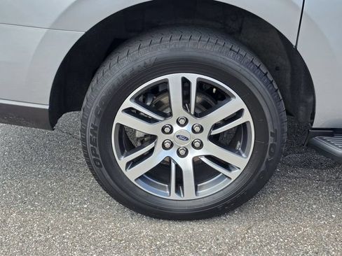 Used 2024 Ford Expedition Max Limited RWD image 5
