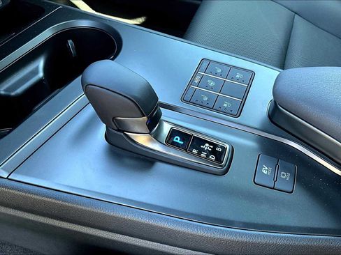 Used 2025 Lexus UX 300h FWD w/ Accessory Package (Z2) image 11