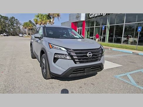 New 2026 Nissan Rogue SV FWD image 18