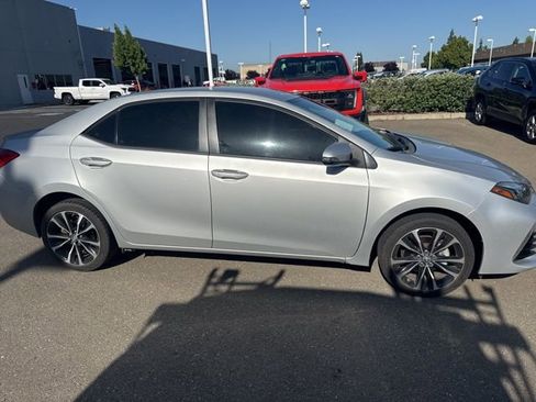 Used 2019 Toyota Corolla SE FWD image 5