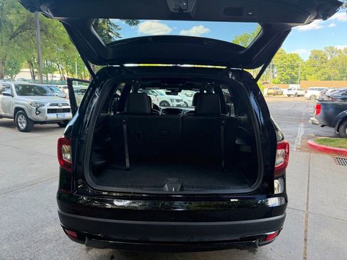 Used 2021 Honda Pilot Black Edition image 15