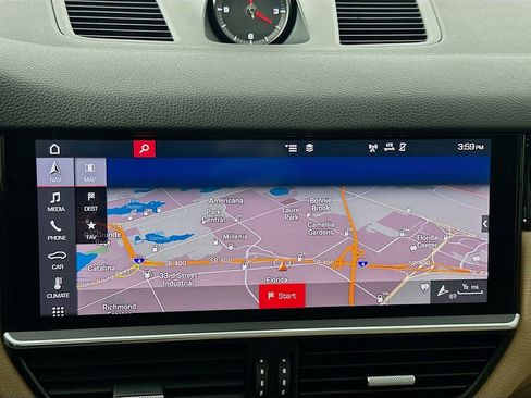 Used 2019 Porsche Cayenne image 16