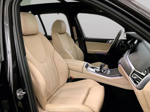 Used 2020 BMW X5 xDrive40i w/ Premium Package image 7