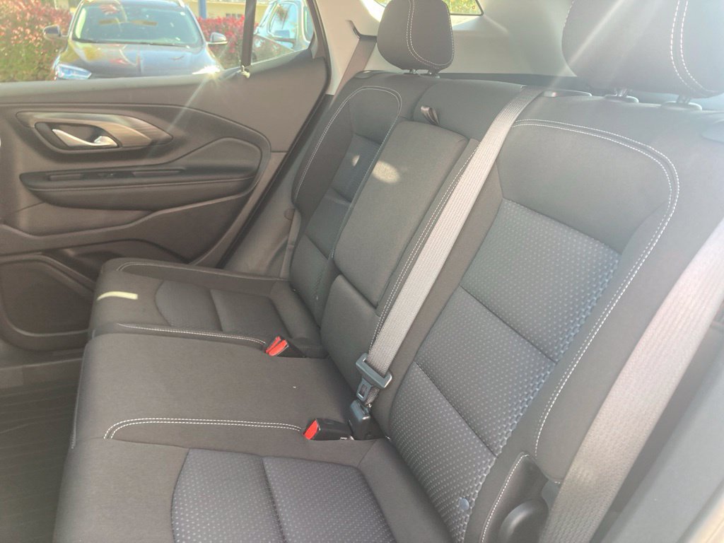 Certified 2024 GMC Terrain SLE w/ Driver Convenience Package FWD image 16