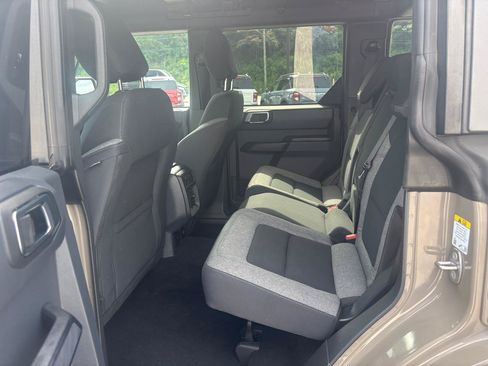 Used 2025 Ford Bronco Big Bend AWD/4WD image 10