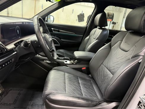 Used 2024 Kia Telluride SX Prestige X-Line AWD/4WD image 9