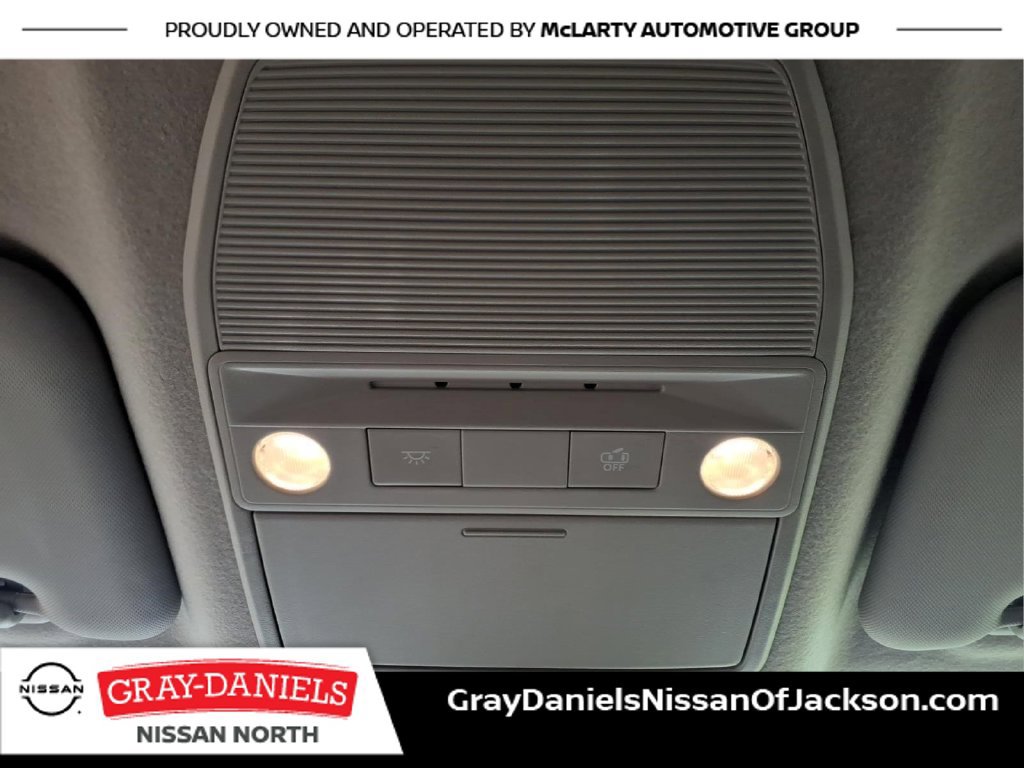 Certified 2025 Nissan Kicks SR AWD/4WD image 22