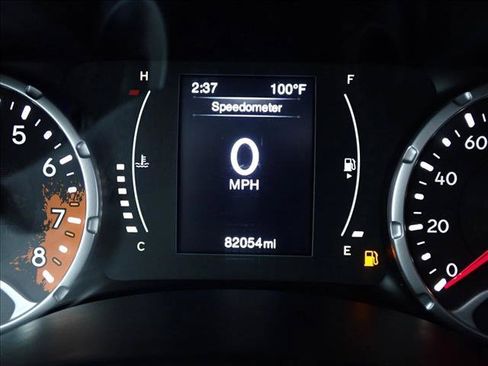 Used 2015 Jeep Renegade Sport FWD image 24