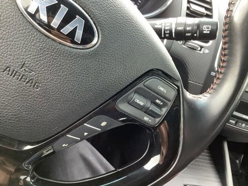 Used 2017 Kia Forte SX FWD image 24