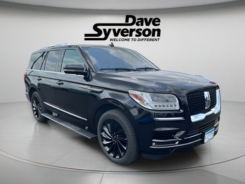 Used 2020 Lincoln Navigator Reserve w/ Equipment Group 208A Reserve AWD/4WD image 3