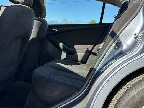 Used 2011 Nissan Altima HEV image 16