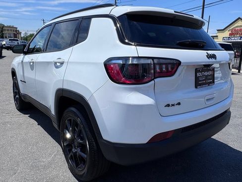 New 2026 Jeep Compass Latitude AWD/4WD image 5