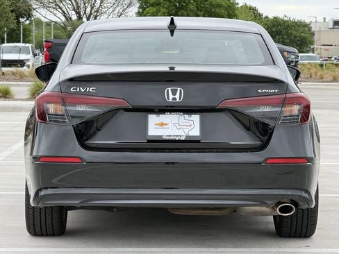 Used 2025 Honda Civic Sport image 5