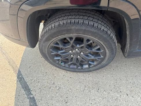 Used 2025 Jeep Grand Cherokee Summit AWD/4WD image 19
