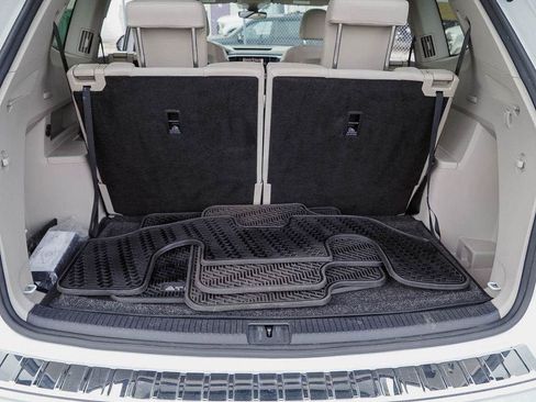 Used 2021 Volkswagen Atlas SEL Premium AWD/4WD image 8