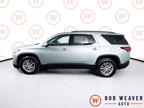 Used 2023 Chevrolet Traverse LT w/ Rear Camera Mirror Package AWD/4WD image 4