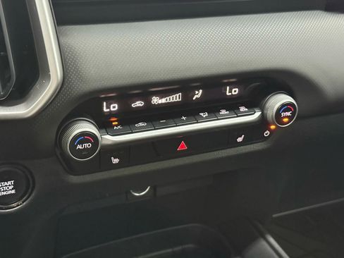 Used 2024 MAZDA CX-50 AWD 2.5 S w/ Premium Package image 38