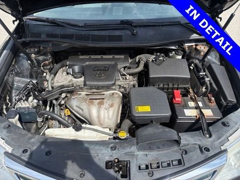 Used 2012 Toyota Camry LE FWD image 25