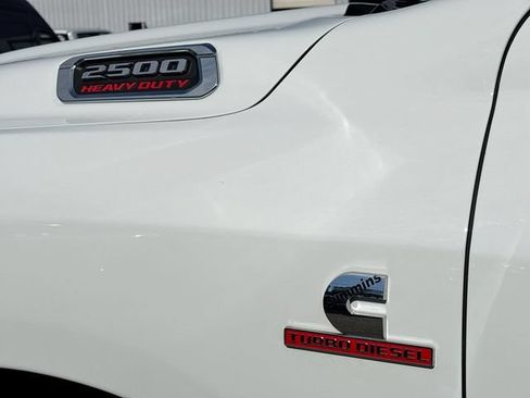 Used 2024 RAM 2500 Laramie w/ Safety Group AWD/4WD image 15