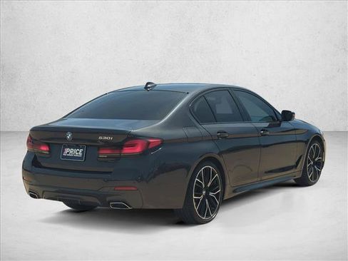 Used 2023 BMW 530i w/ M Sport Package RWD image 5