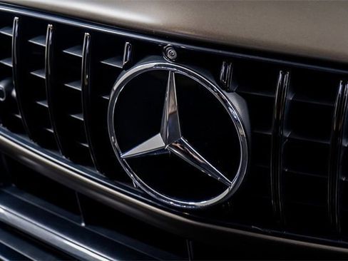 Used 2022 Mercedes-Benz SL 63 AMG 4MATIC w/ AMG Aerodynamic Package image 30