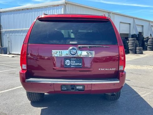 Used 2008 Cadillac Escalade AWD image 8