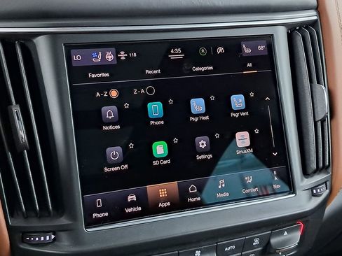 Used 2021 Maserati Levante S GranSport image 40