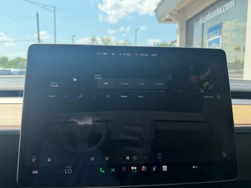 Used 2021 Tesla Model Y Long Range AWD/4WD image 15