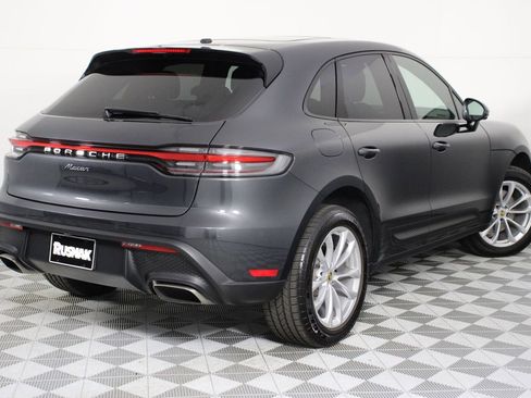 Certified 2026 Porsche Macan AWD/4WD image 7