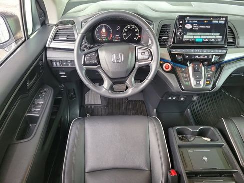 Used 2025 Honda Odyssey Touring image 7