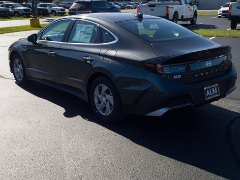 New 2026 Hyundai Sonata SE FWD image 8
