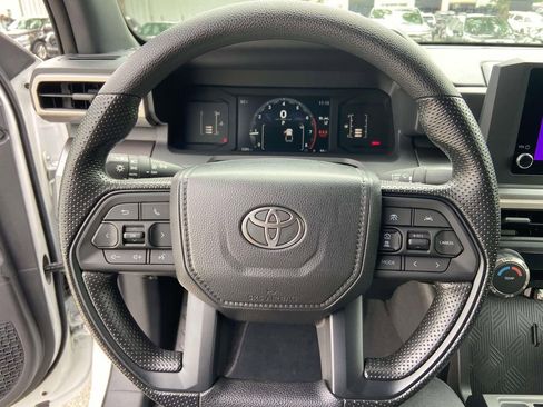 Used 2025 Toyota Tacoma SR5 RWD image 34