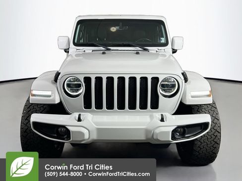 Used 2021 Jeep Wrangler Unlimited Sahara AWD/4WD image 4