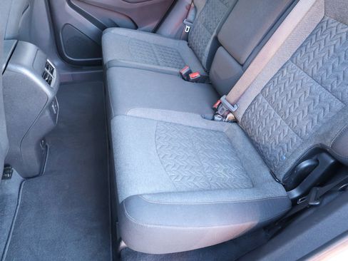 Used 2022 Chevrolet Equinox LT image 23