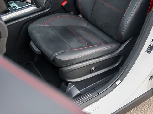 Used 2026 Mercedes-Benz GLA 35 AMG 4MATIC image 8