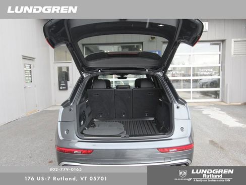Certified 2024 Audi SQ5 Premium Plus image 29