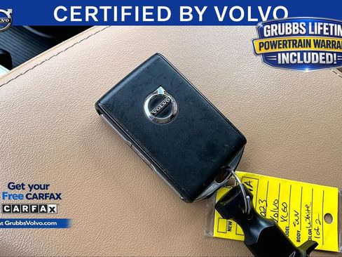 Used 2023 Volvo XC60 B5 Ultimate w/ Climate Package AWD/4WD image 11