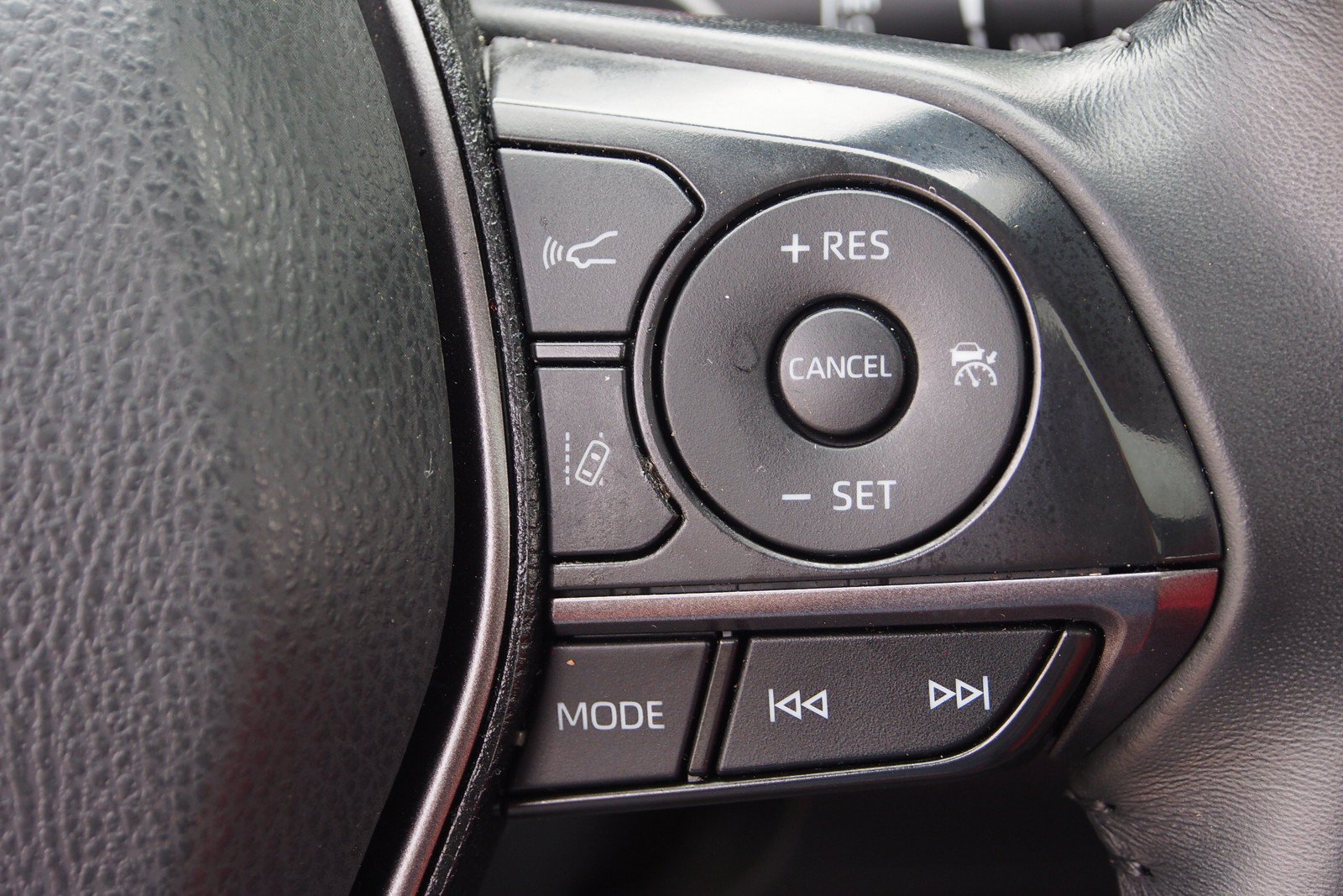 Used 2024 Toyota Camry XSE w/ Driver Assist Package FWD image 25