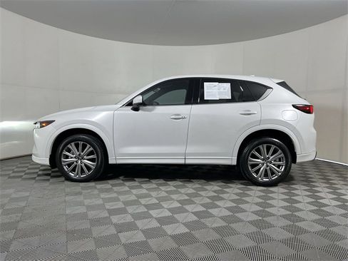 Used 2023 MAZDA CX-5 Signature image 5