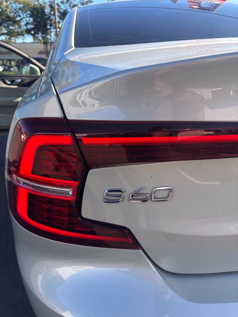 Used 2019 Volvo S60 T6 Momentum w/ Premium Package AWD/4WD image 14