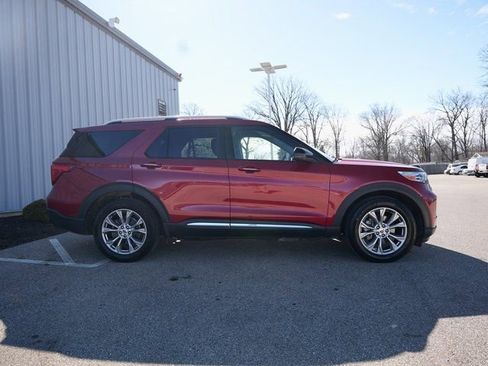 Used 2021 Ford Explorer Limited w/ Equipment Group 301A image 7