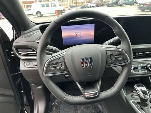 Used 2024 Buick Envista Preferred w/ Convenience I Package image 14